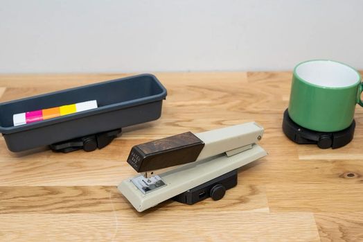 Ly cà phê robot? Tấm lót nồi tự lái? Các nhà nghiên cứu AI đã biến điều đó thành hiện thực