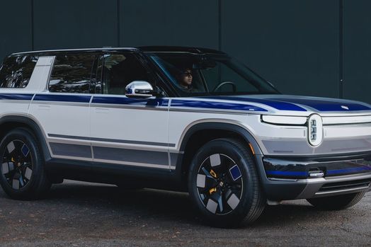 Rivian tiết lộ chip AI mới, Lidar tích hợp trên nóc xe sẽ có mặt trên EV R2 vào năm 2026