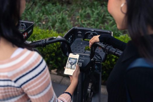 Hiện đại hóa ứng dụng giúp tăng gấp ba khả năng thu lợi nhuận từ AI, Cloudflare cho biết