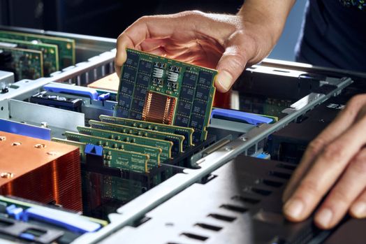 IBM Power11 hướng đến việc áp dụng AI trong doanh nghiệp với kiến trúc không ngừng nghỉ