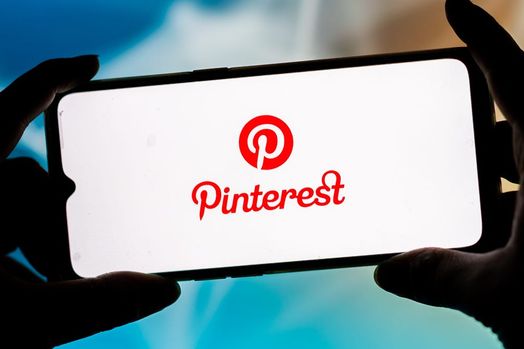 Quá nhiều AI slop trên bảng tin Pinterest của bạn? Cách giảm bớt nó