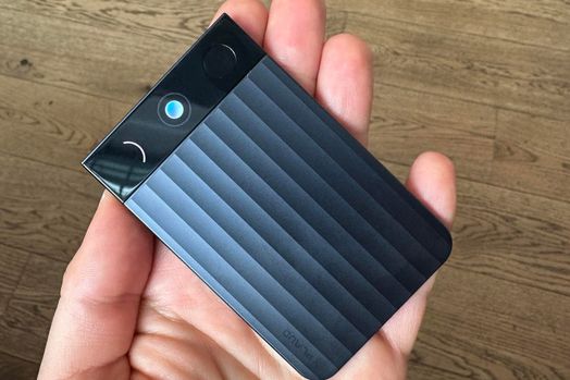 Các thiết bị AI độc lập đã trở lại. Plaud Note 3 chuyên ghi chú đã chứng minh điều đó