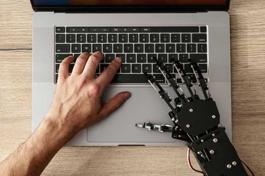 So sánh 5 công cụ AI coding: cái nào an toàn cho doanh nghiệp Việt?