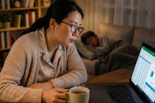 Tuổi 4x, học không còn để sống sót, mà để dẫn dắt