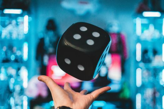 OpenAI phân bổ khoản đầu tư AI đám mây 600 tỷ USD cho AWS, Oracle, Microsoft